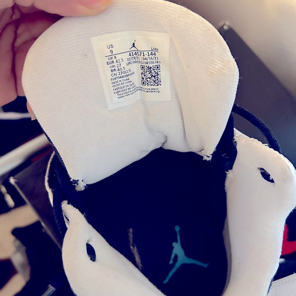 Jordan 13 - Picture 3 of 6